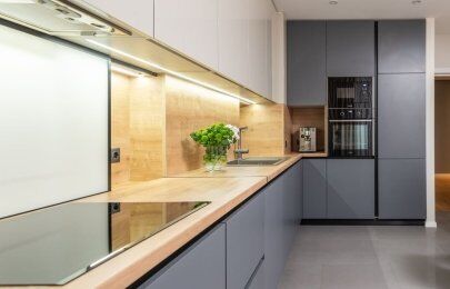 Quais são os benefícios de móveis personalizados para cozinhas